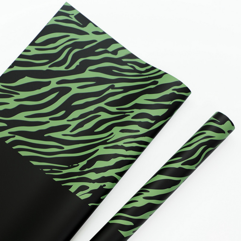 Šestibarevný květinový balicí papír s tiskem Zebra