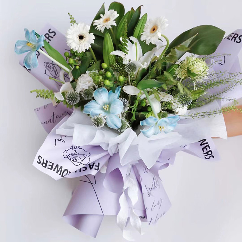 Květinový balicí papír Love-Bouquet se vzorem růže